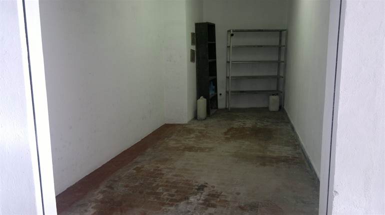 Garage for sale in Campomorone